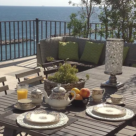 B&B Attico Nazioni Del Mare