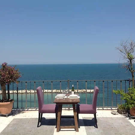 B&B Attico Nazioni Del Mare 바리